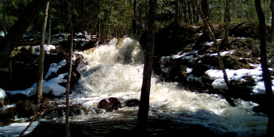 Looking at the Wyandotte water falls from the bottom with the Elm River School kids on a field trip spring 2023.